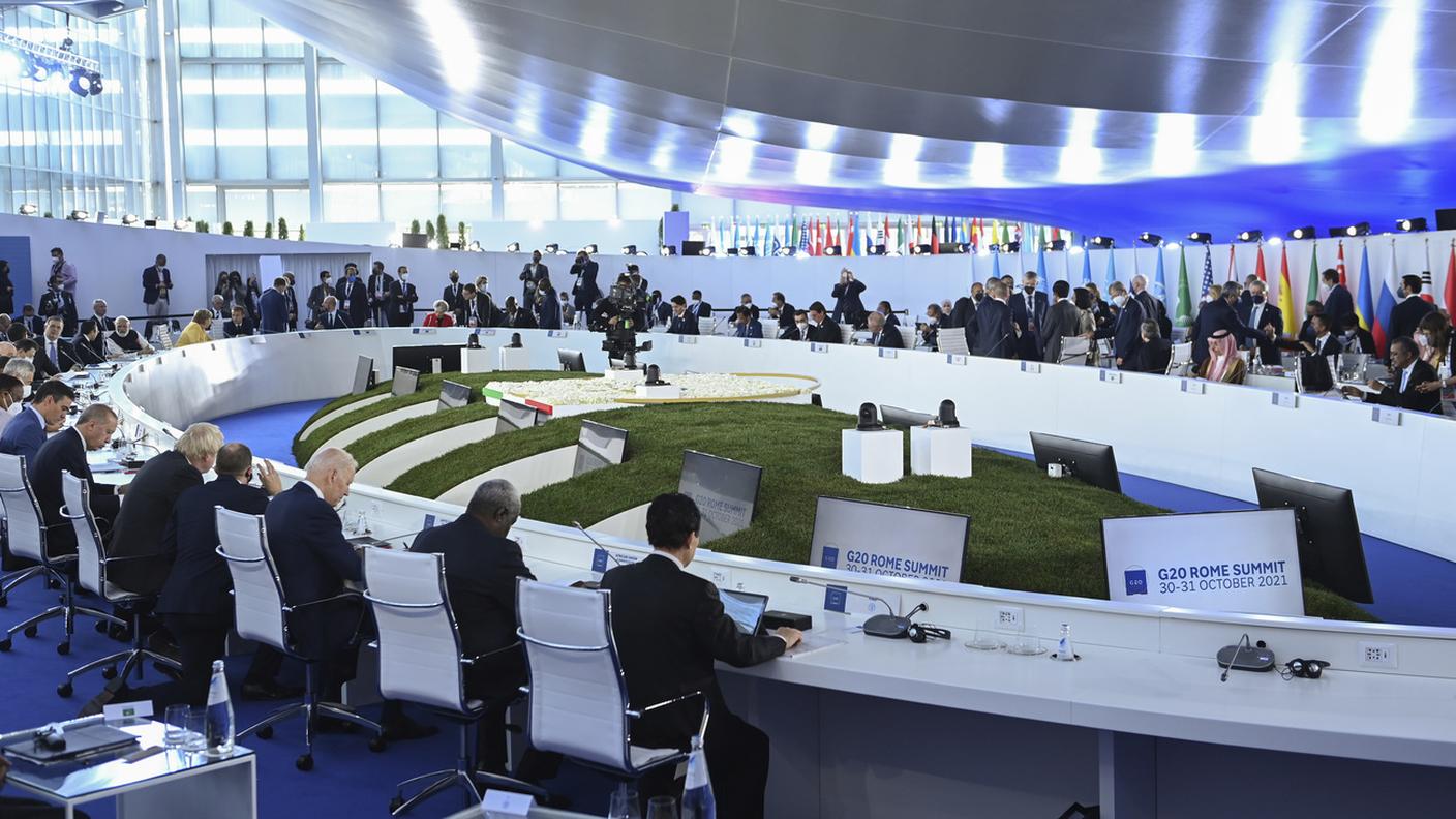 I leader delle maggiori economie del mondo riuniti attorno a un tavolo