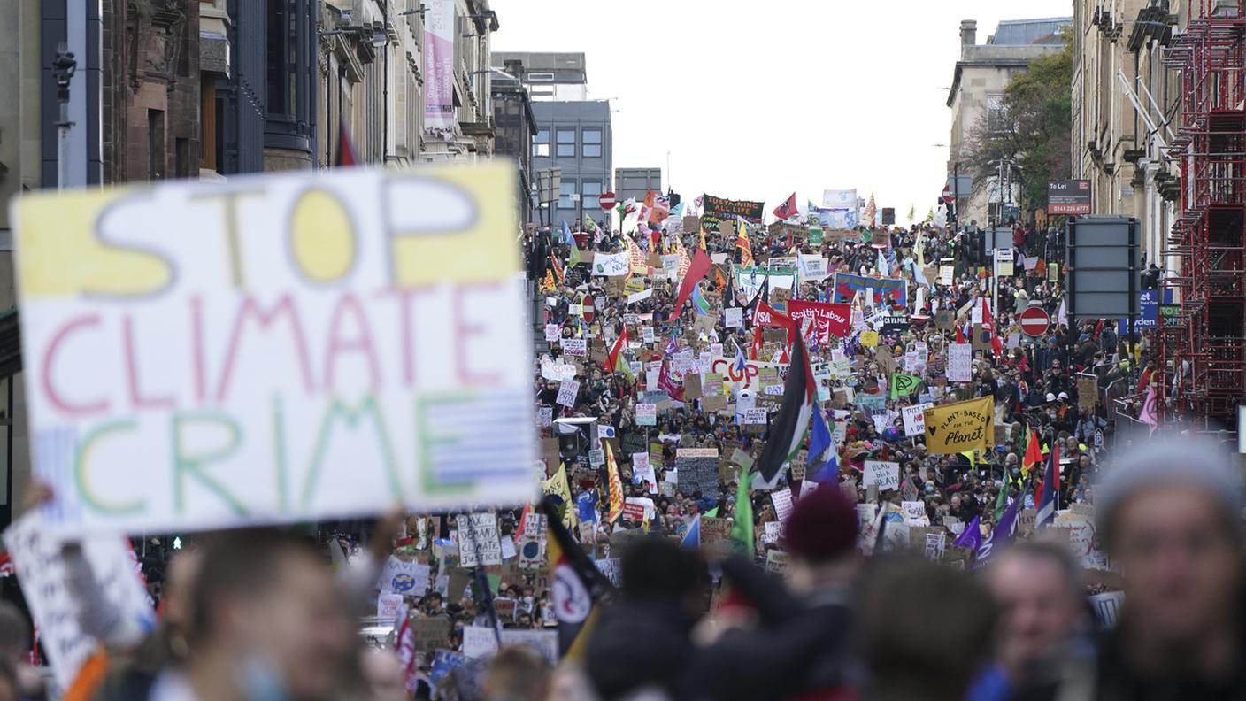 I giovani manifestano a Glasgow