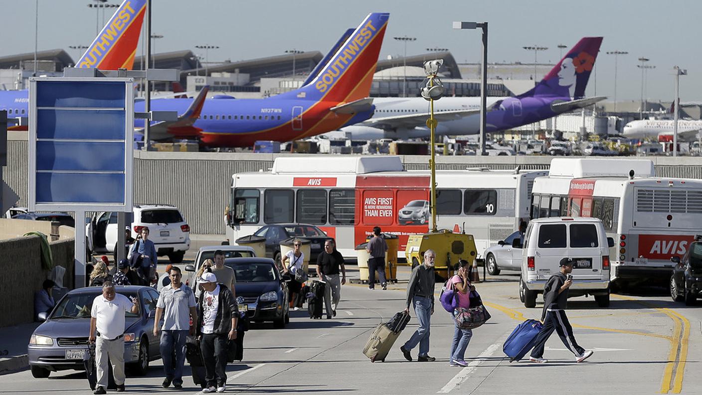 Il caos si è venuto a creare nei pressi dell'aeroporto