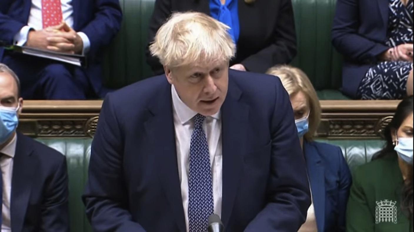 Johnson ha insistito che le regole non sarebbero state "tecnicamente violate", ma ha riconosciuto la rabbia del Paese