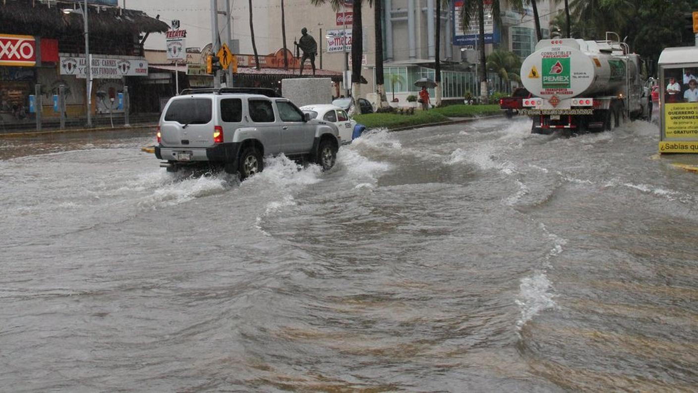 Allagamenti ad Acapulco