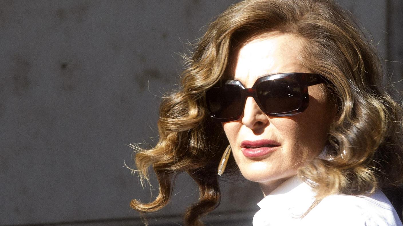 Daniela Santanchè ha offerto la sua testa per salvare il PDL