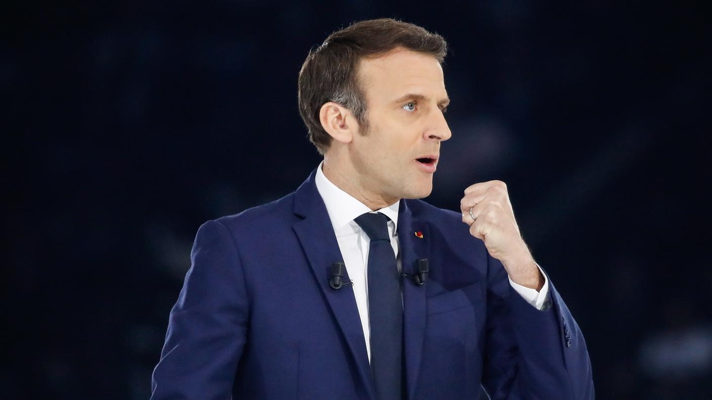 Il presidente uscente Emmanuel Macron durante il comizio