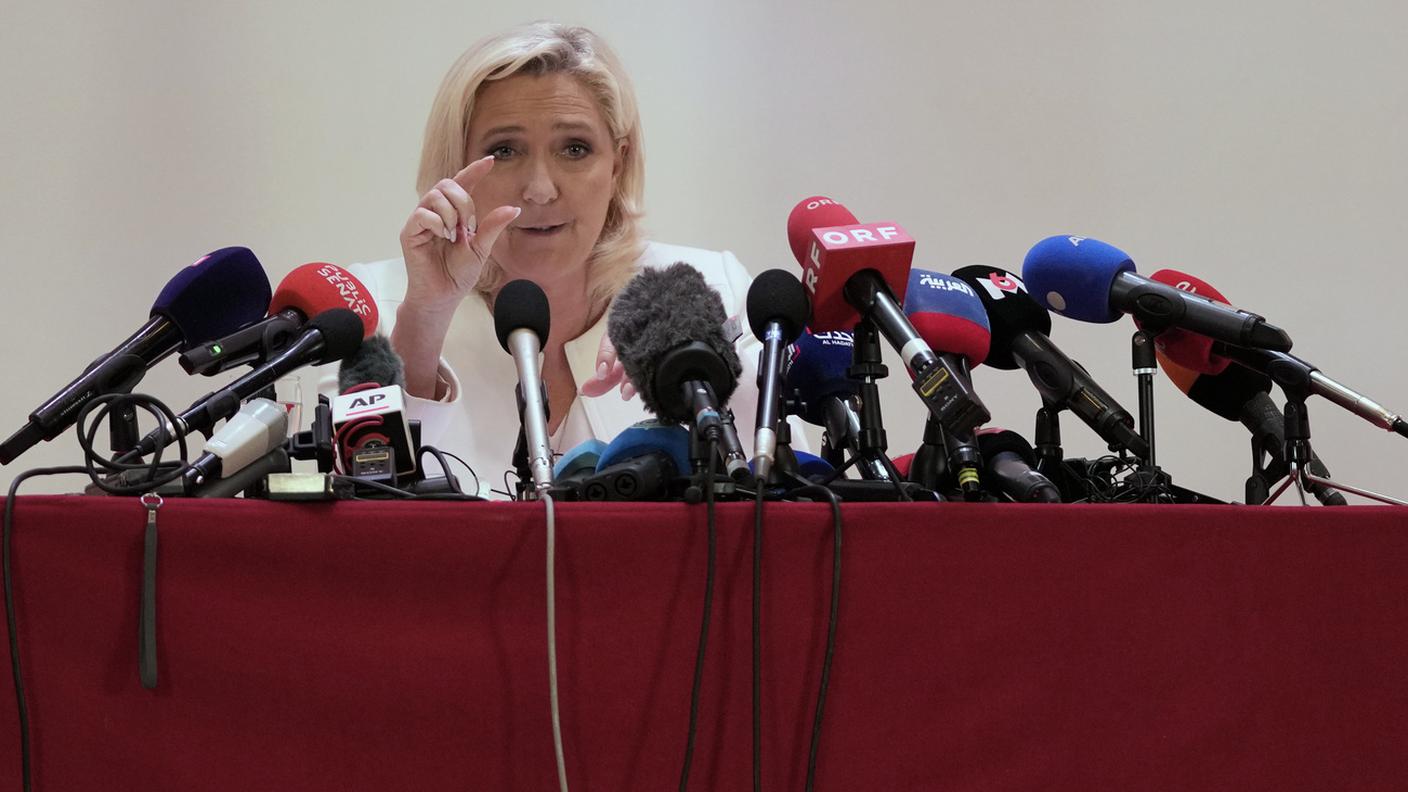 La candidata del Rassemblement National ha tenuto una conferenza stampa per presentare il suo piano diplomatico