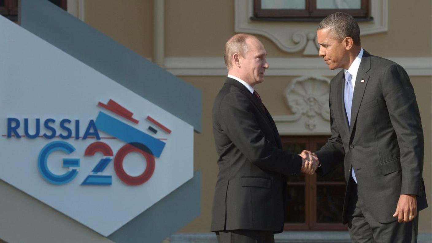 La stretta di mano tra Putin e Obama
