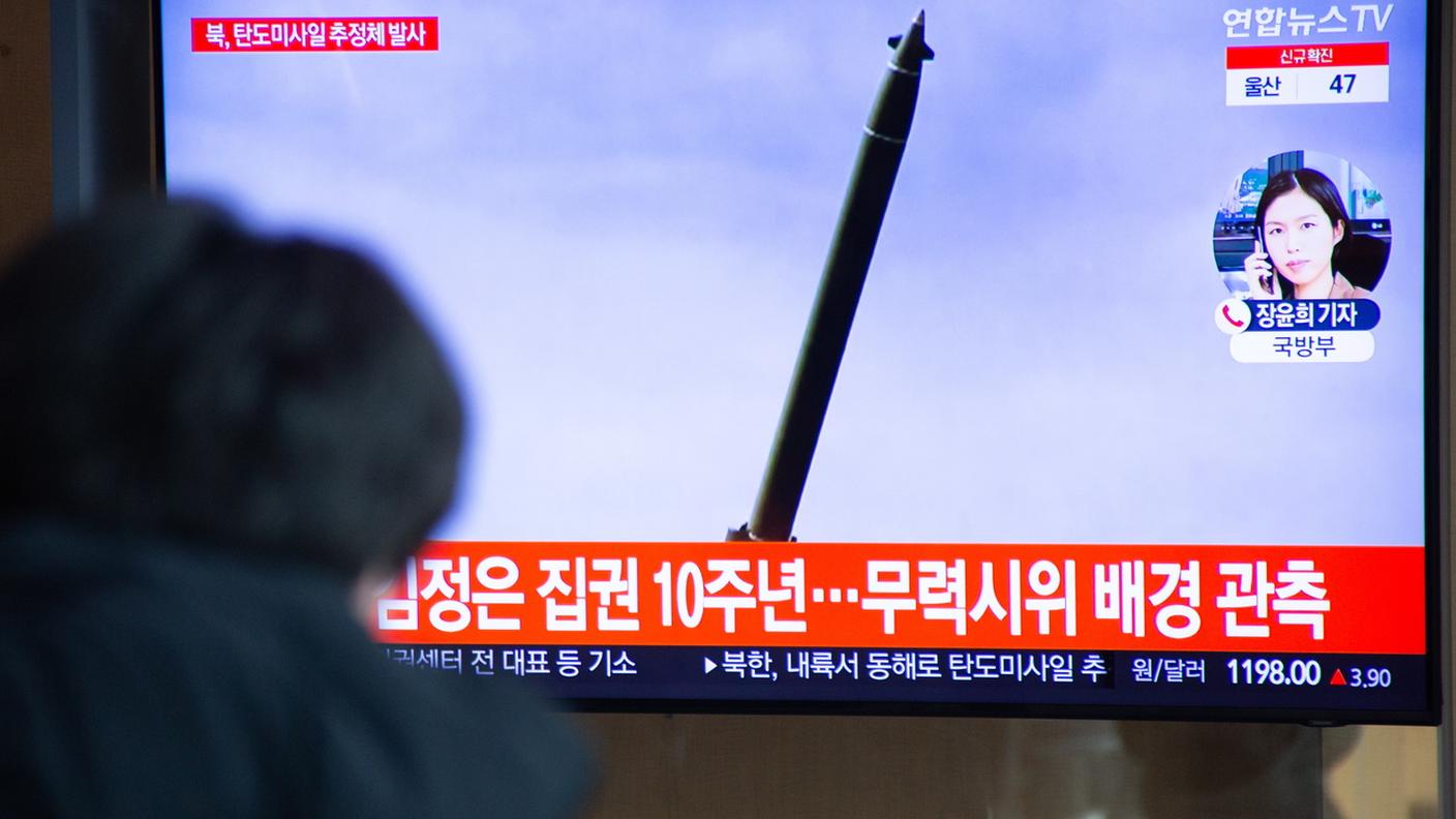 Lanciati otto missili dalla Corea del Nord
