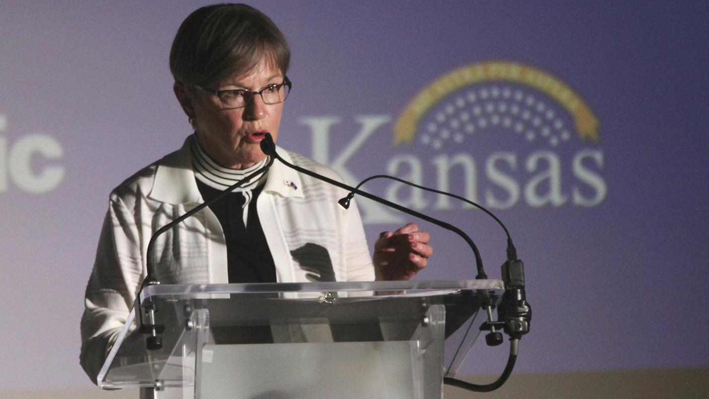 Gli elettori del Kansas hanno sostenuto le tesi della governatrice democratica Laura Kelly