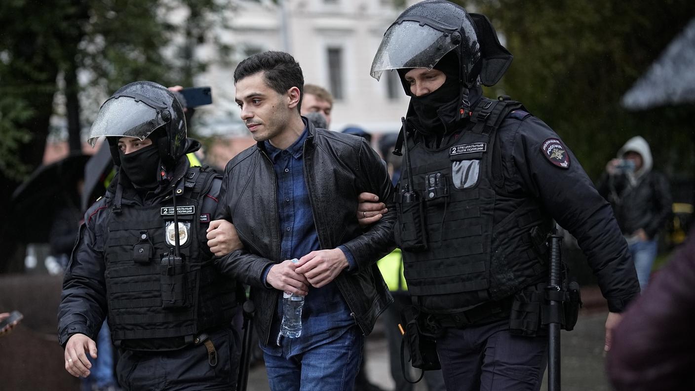 Proteste a Mosca dopo l'annuncio della mobilitazione parziale