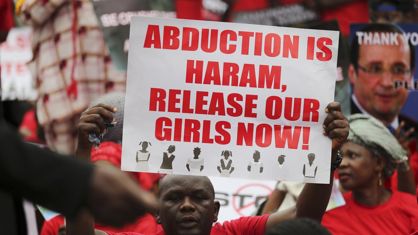 In Africa le manifestazioni si susseguono per chiedere il rilascio delle ragazze rapite