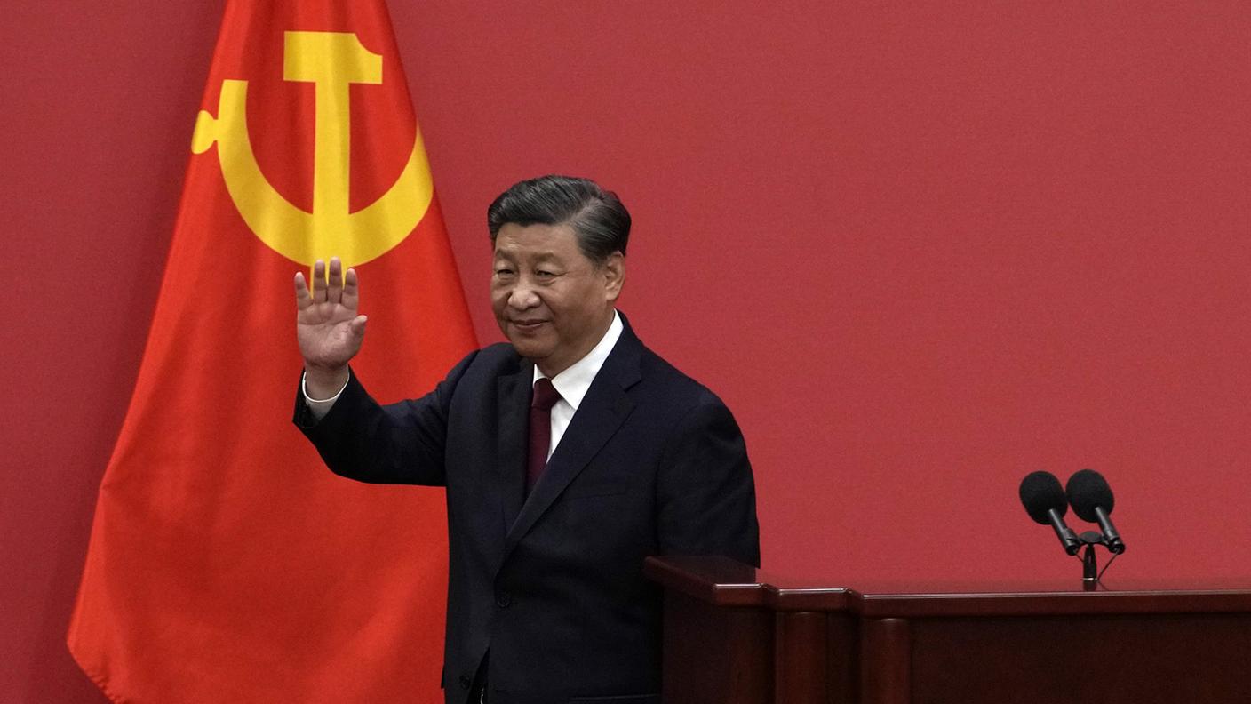 Il leader cinese Xi Jinping sorridente