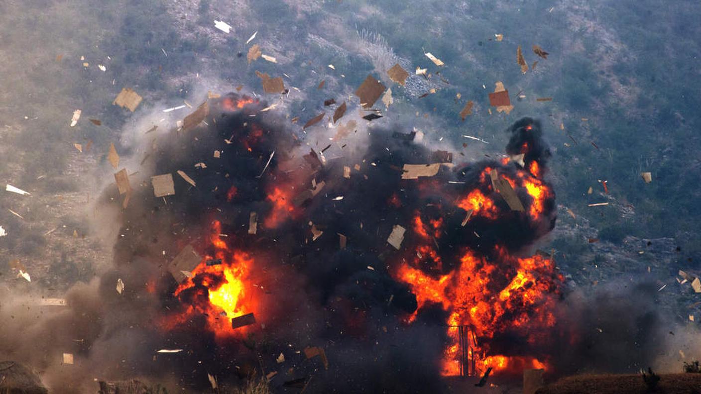 I militari pachistani hanno bombardato i territori tribali