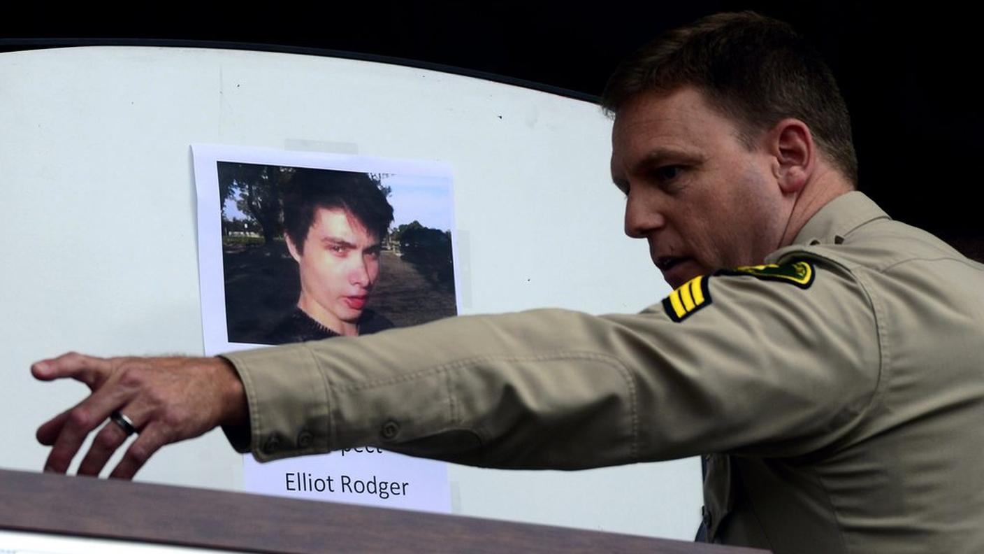L'omicida, ritratto nella foto appesa al muro, era figlio di un regista