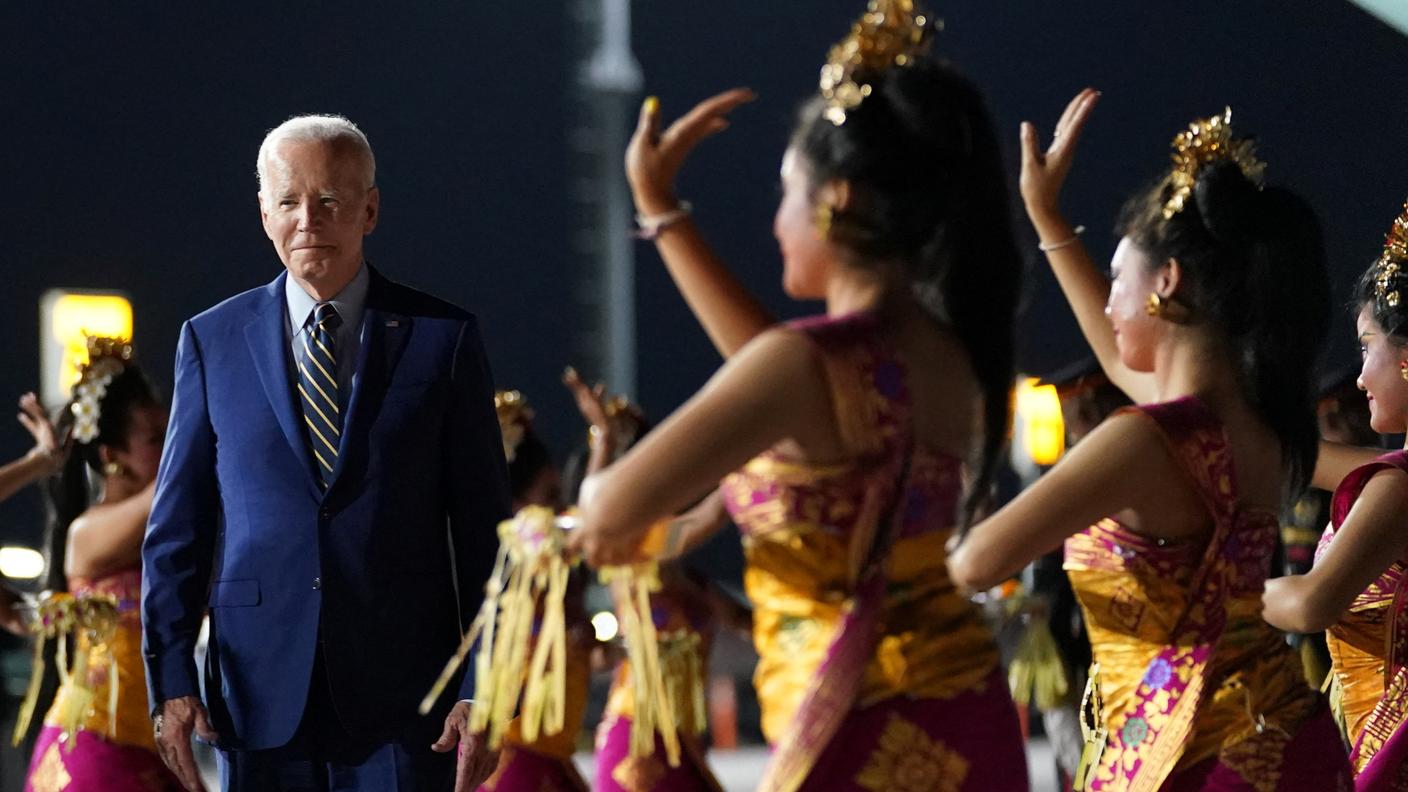 Joe Biden accolto in Indonesia
