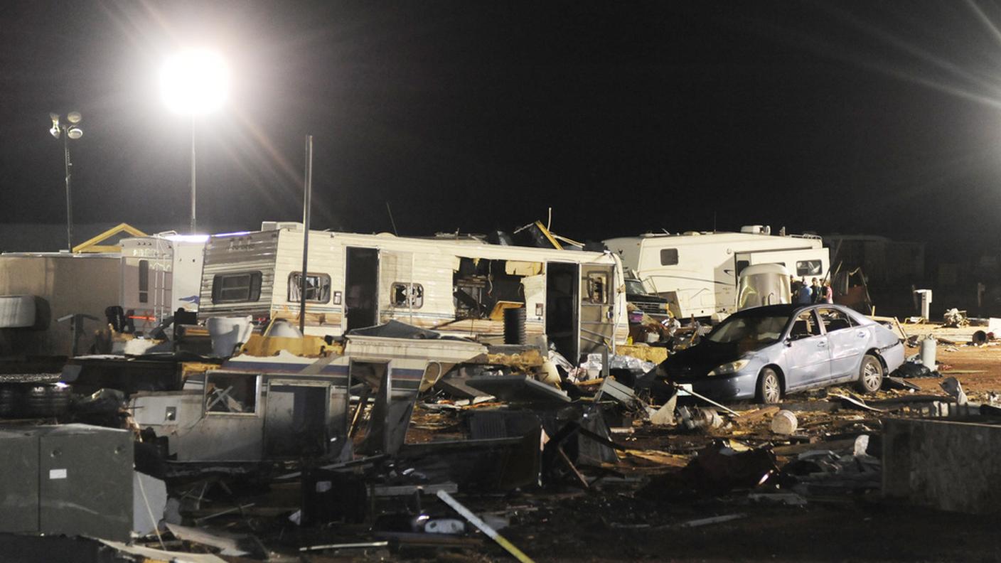 L'accampamento dopo il passaggio del tornado