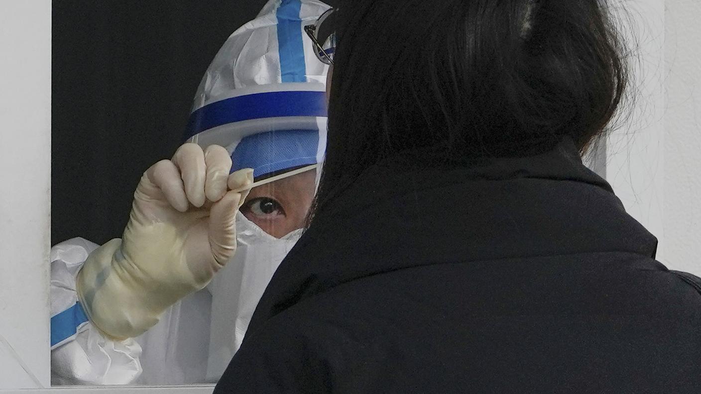 Altri paesi hanno introdotto l'obbligo di test per i viaggiatori dalla Cina