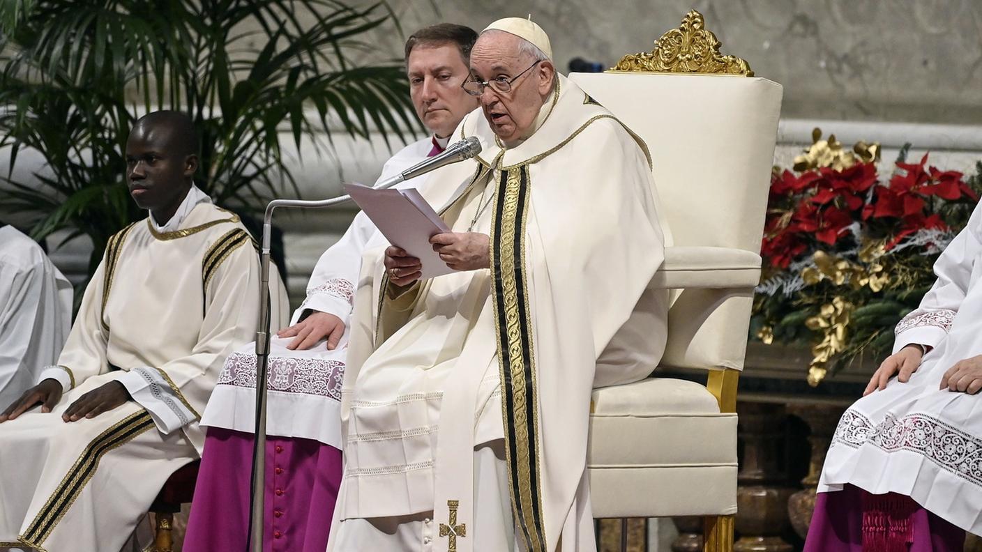 Papa Francesco non ha mancato di rispedire al mittente quelle che ha definito "false notizie".
