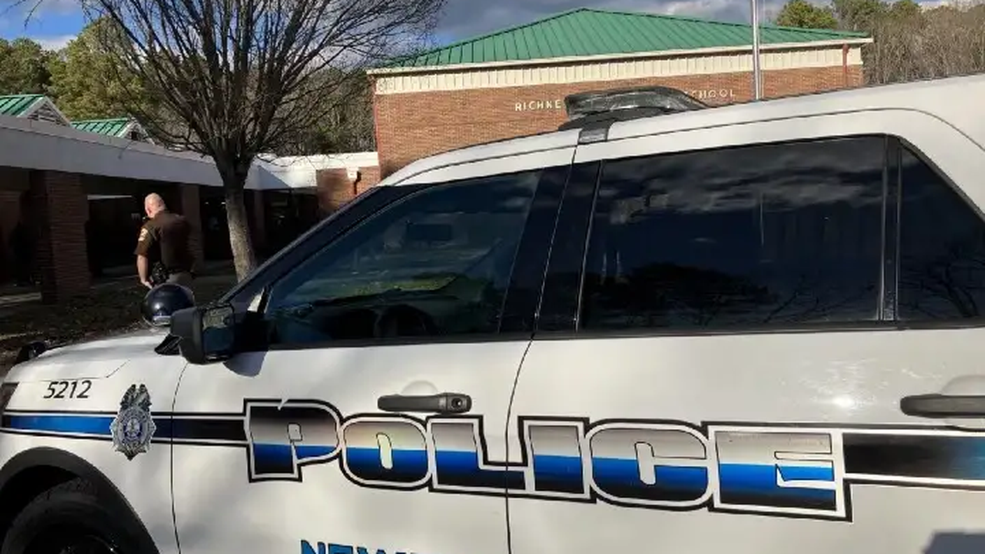 Il bambino di 6 anni è stato fermato dalla polizia.