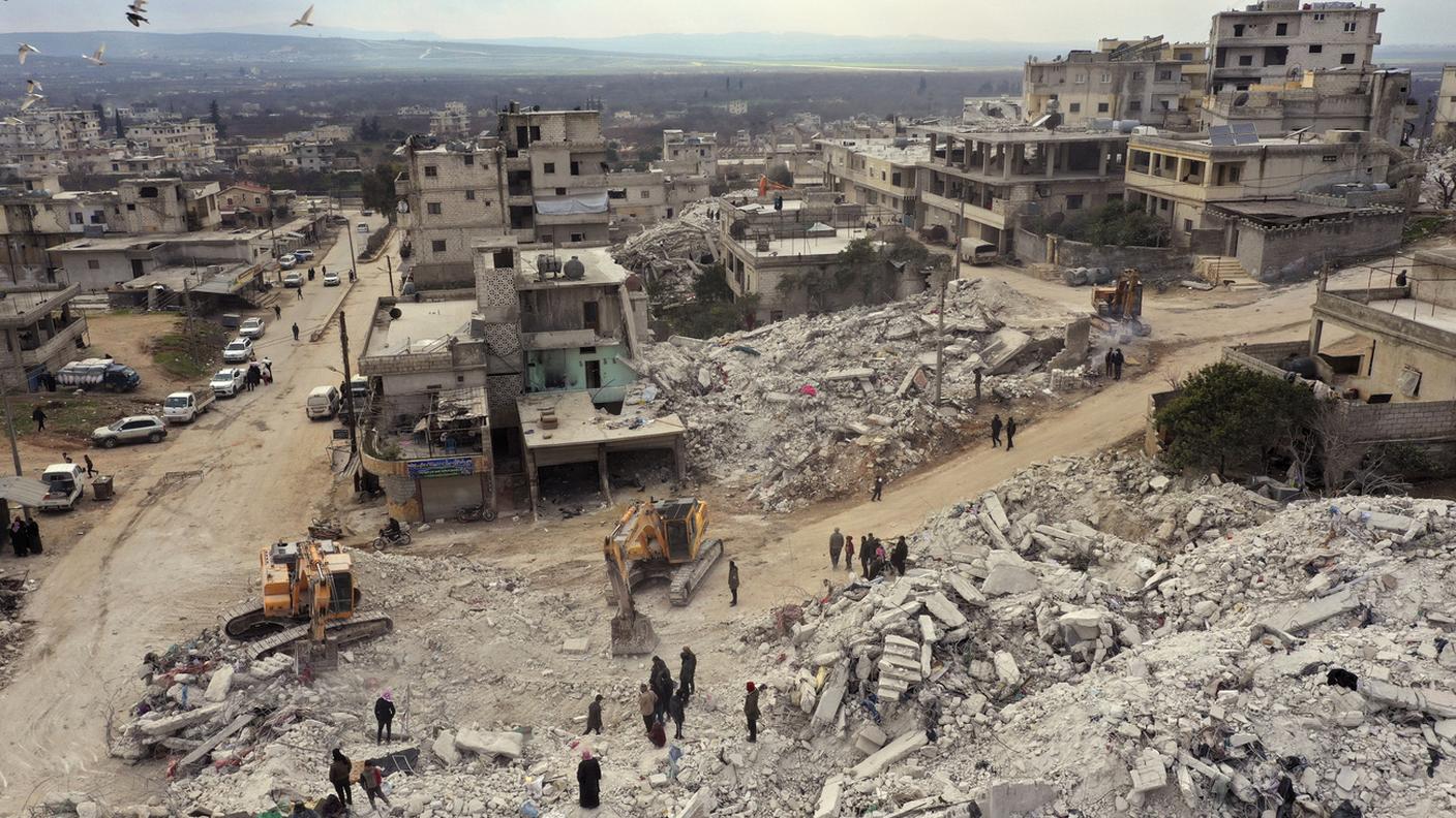 Si aggrava ancora il bilancio del terremoto