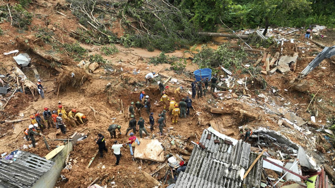 Immagini della devastazione causata dal maltempo nella regione di San Paolo.