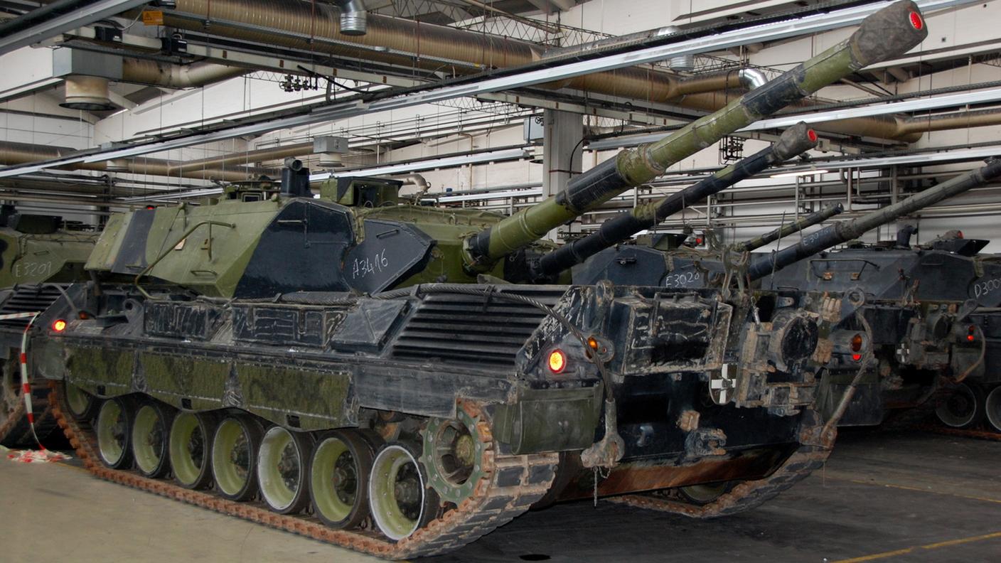 Vecchi Leopard 1 fotografati nel 2010 in un deposito tedesco