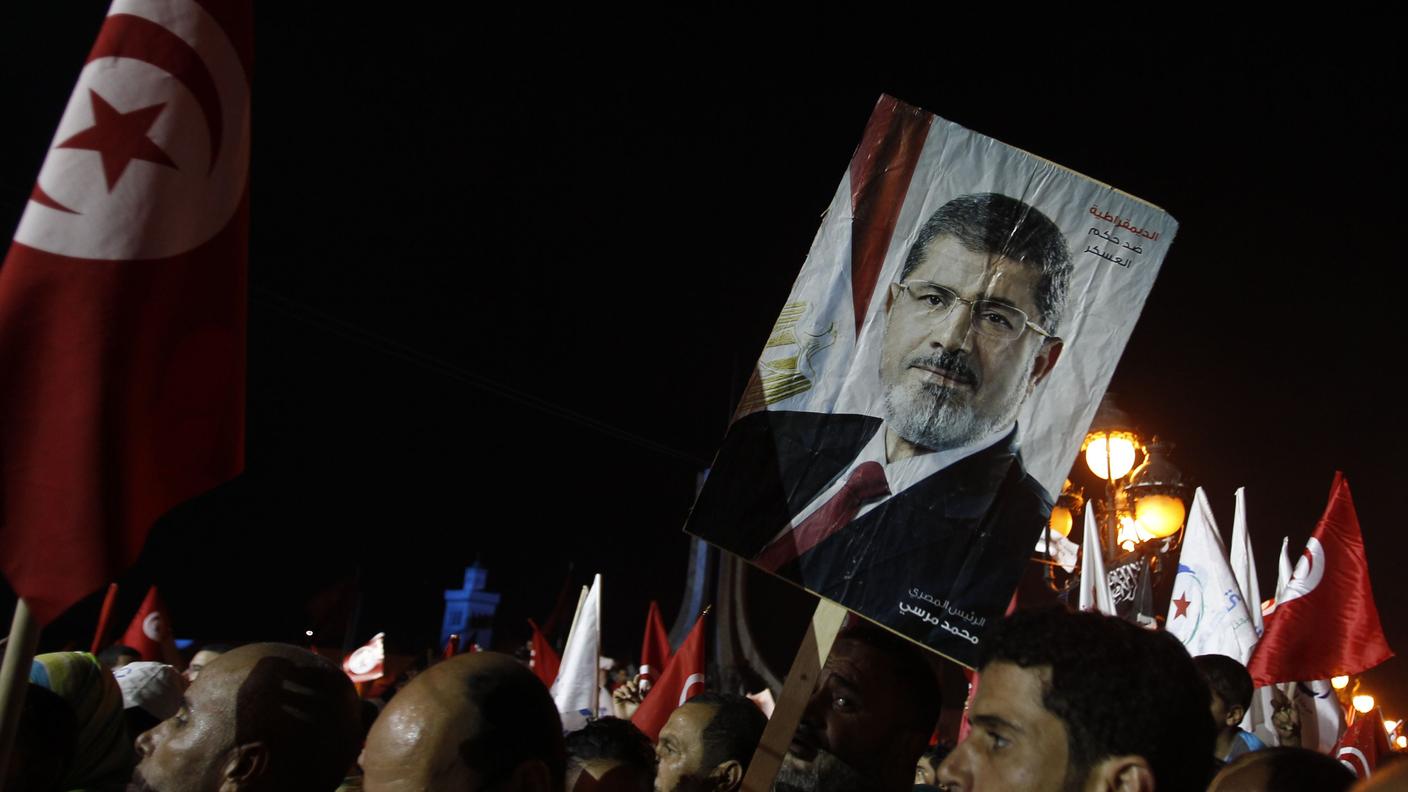 Tunisia Morsi manifestazioni 3 agosto re.jpg