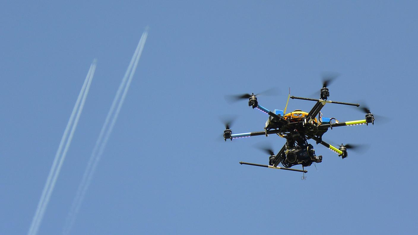 Drone_con otto rotori_Slovenia_reuters.jpg