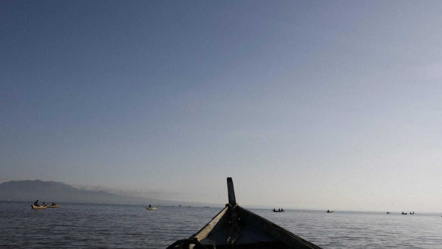 Le ricerche dei superstiti sono continuate per tutta la giornata sul Lago Vittoria