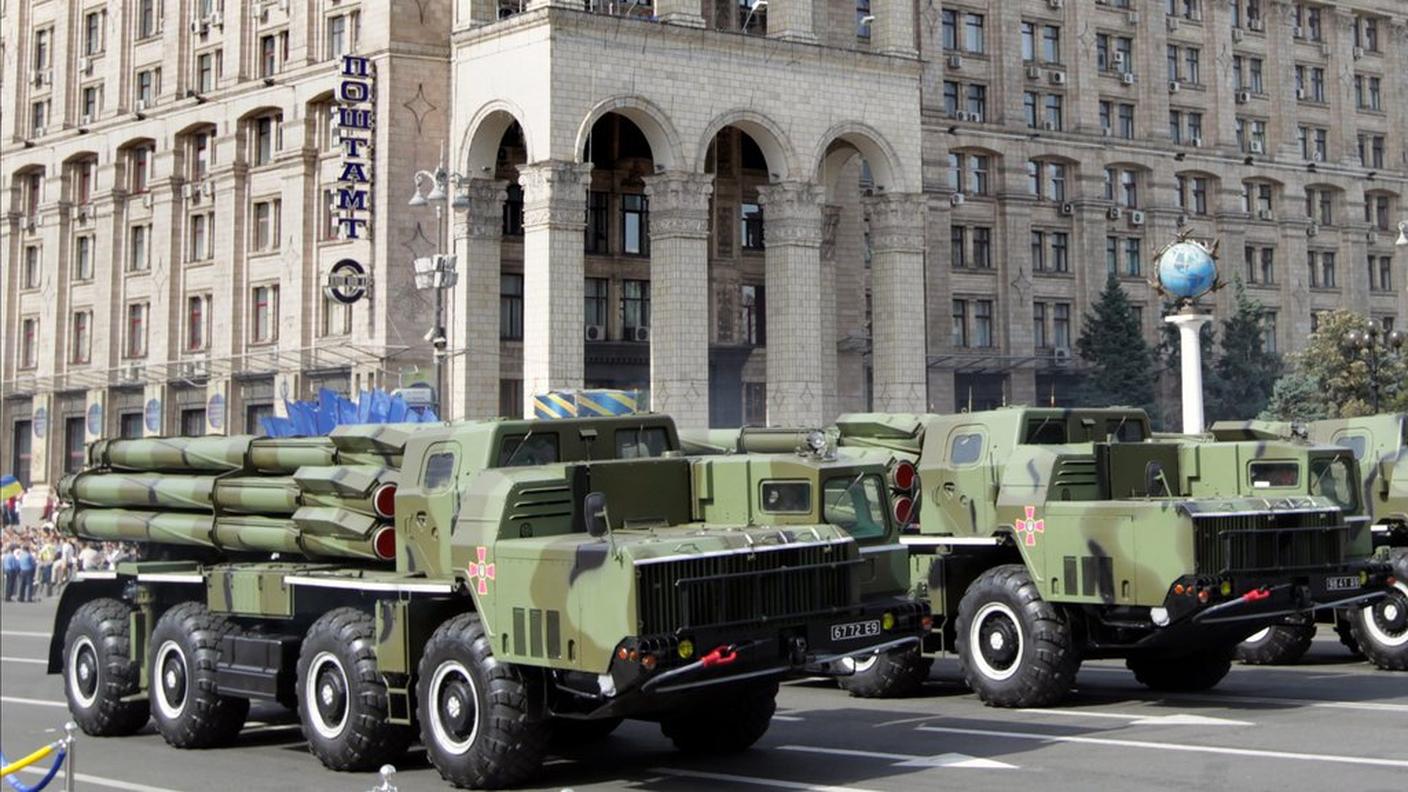 Sfoggio di forza nel centro della capitale ucraina