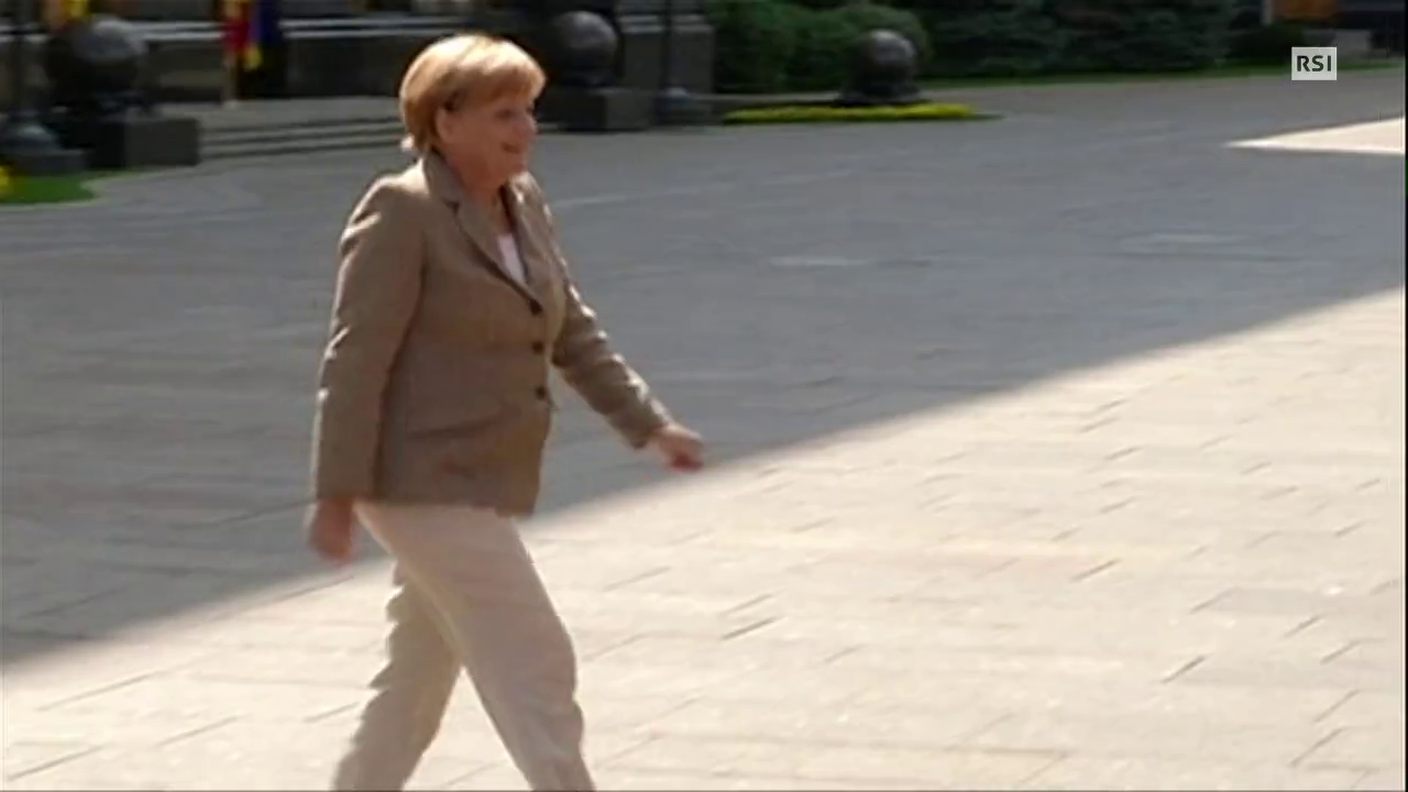 tg20 del 23.08.2014: "Angela Merkel in Ucraina" di Paola Nurnberg