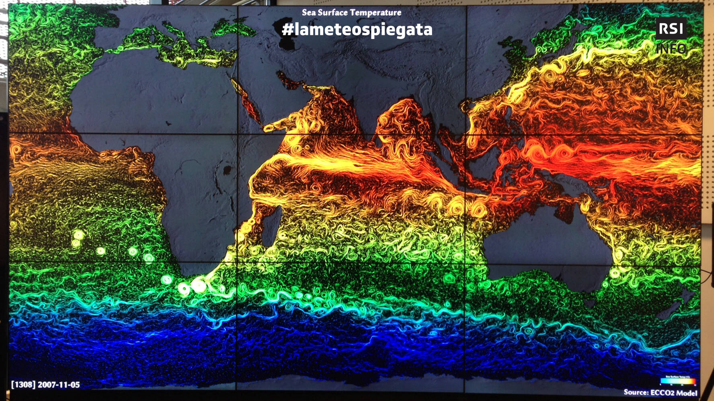 Uno schermo della NASA che mostra le diverse temperature superficiali delle acque a una conferenza del 2013