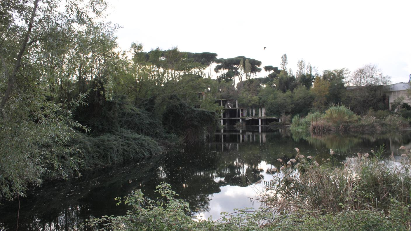 Il lago che combatte