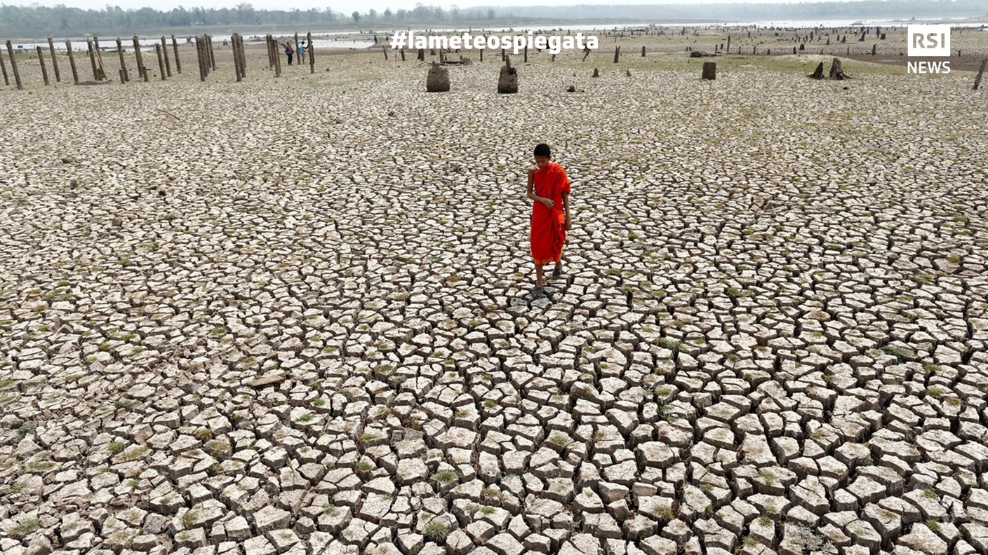 Bacino artificiale in Tailandia nel 2016, evaporato per la prima volta evaporato in oltre 20 anni di esistenza a causa della siccità e delle temperature portate da El Niño