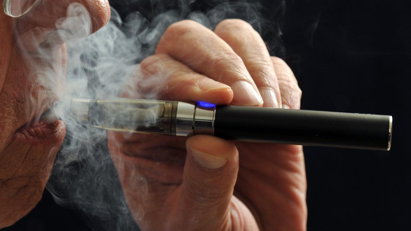 L'uso delle E-cigarette rende più soggetti anche a depressione e ansia