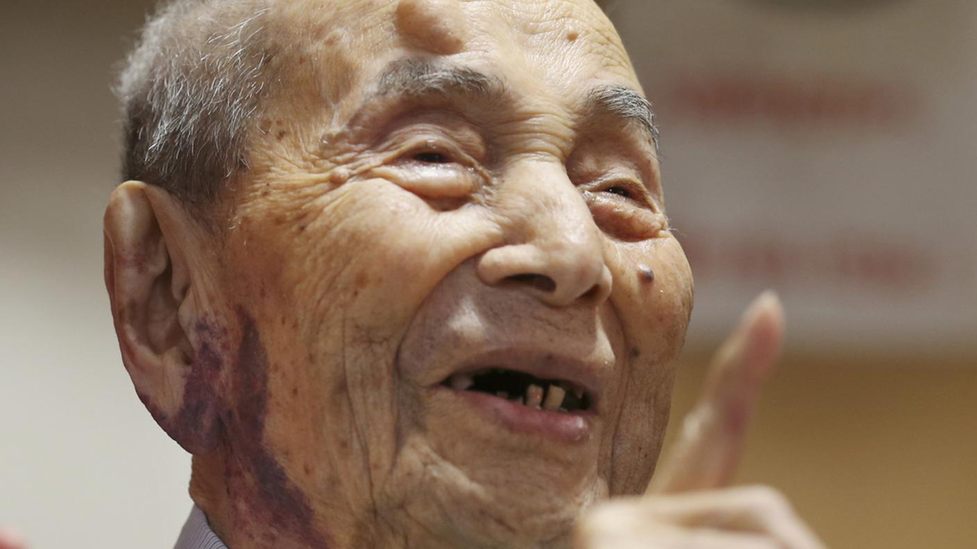 Il giapponese Yasutaro Koide – 112 anni – in un’immagine scattata nell’agosto del 2015 