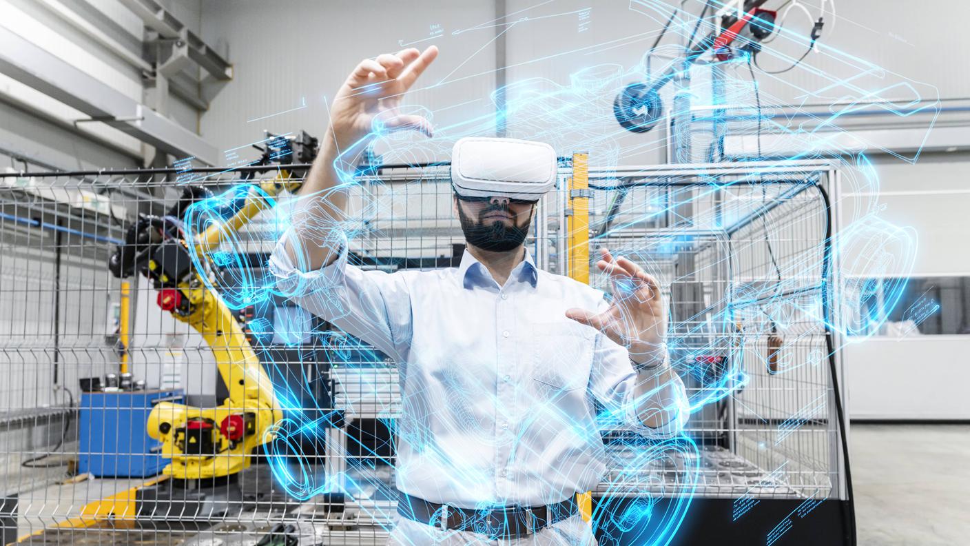 Un simulatore virtuale per esaminare una macchina industriale