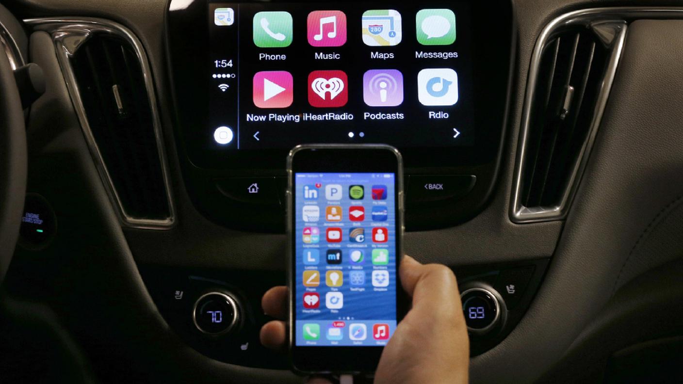 L'azienda degli iPhone vuole fare il salto al mondo delle vetture a guida autonoma