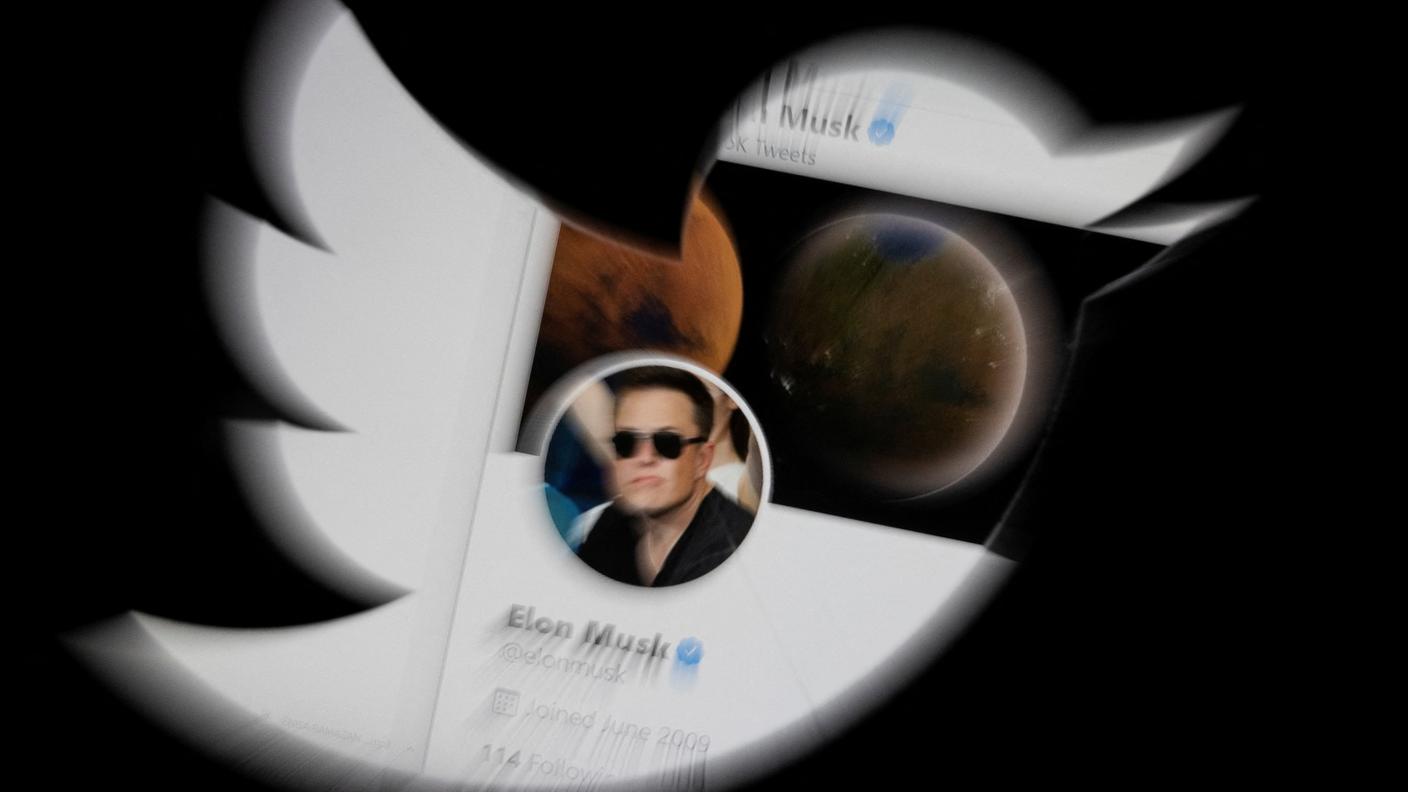 Elon Musk punta ad acquisire Twitter, di cui è già azionista.