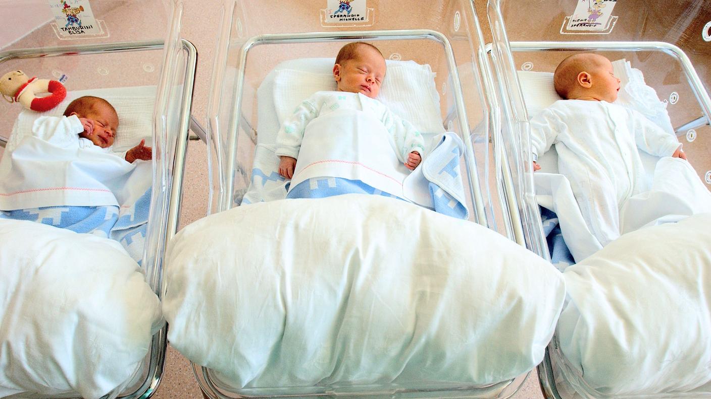 Gli uomini sotto 20 anni ad avere un bambino sono stati 107