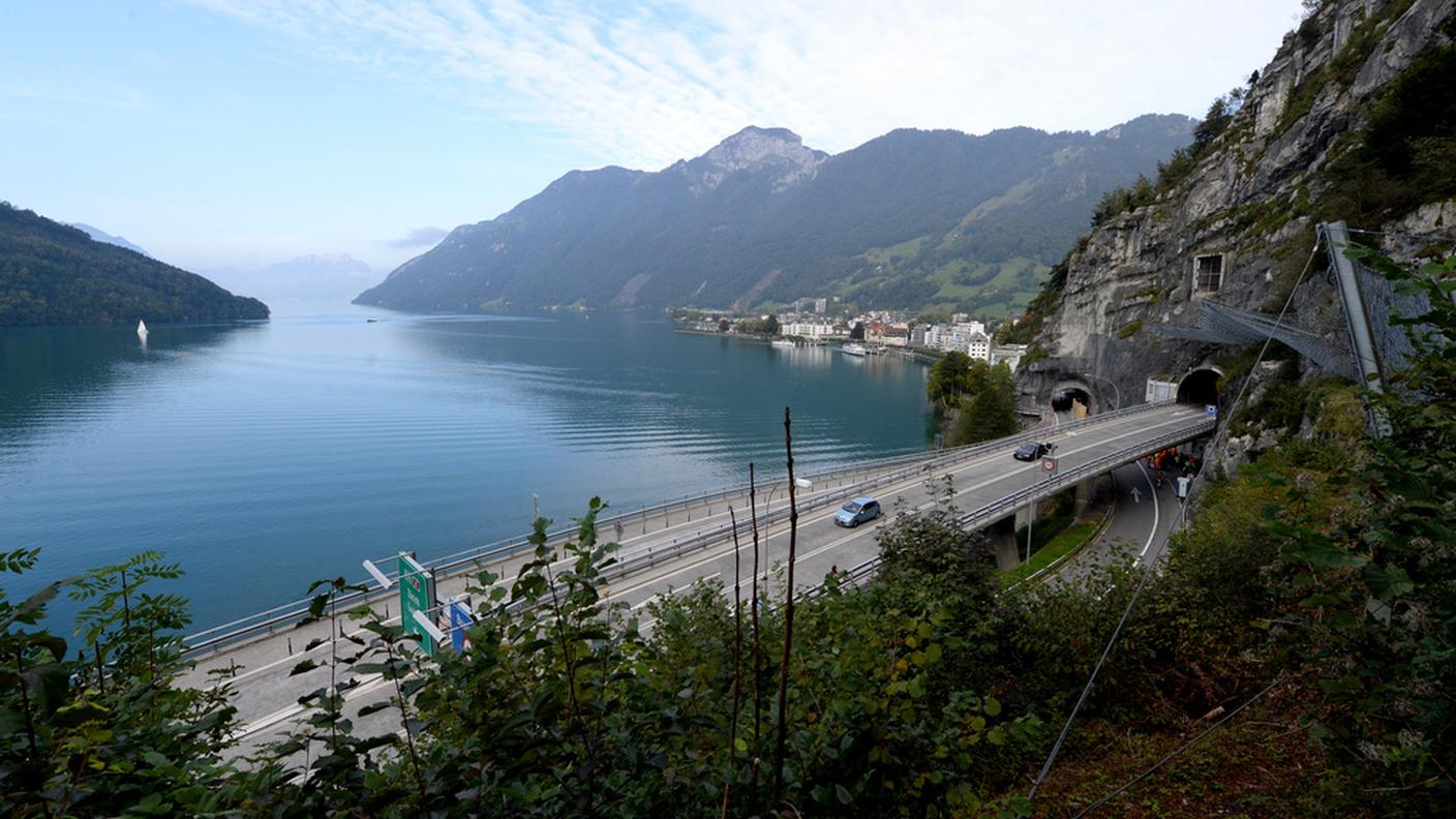 Lavori sull'Axenstrasse contestati