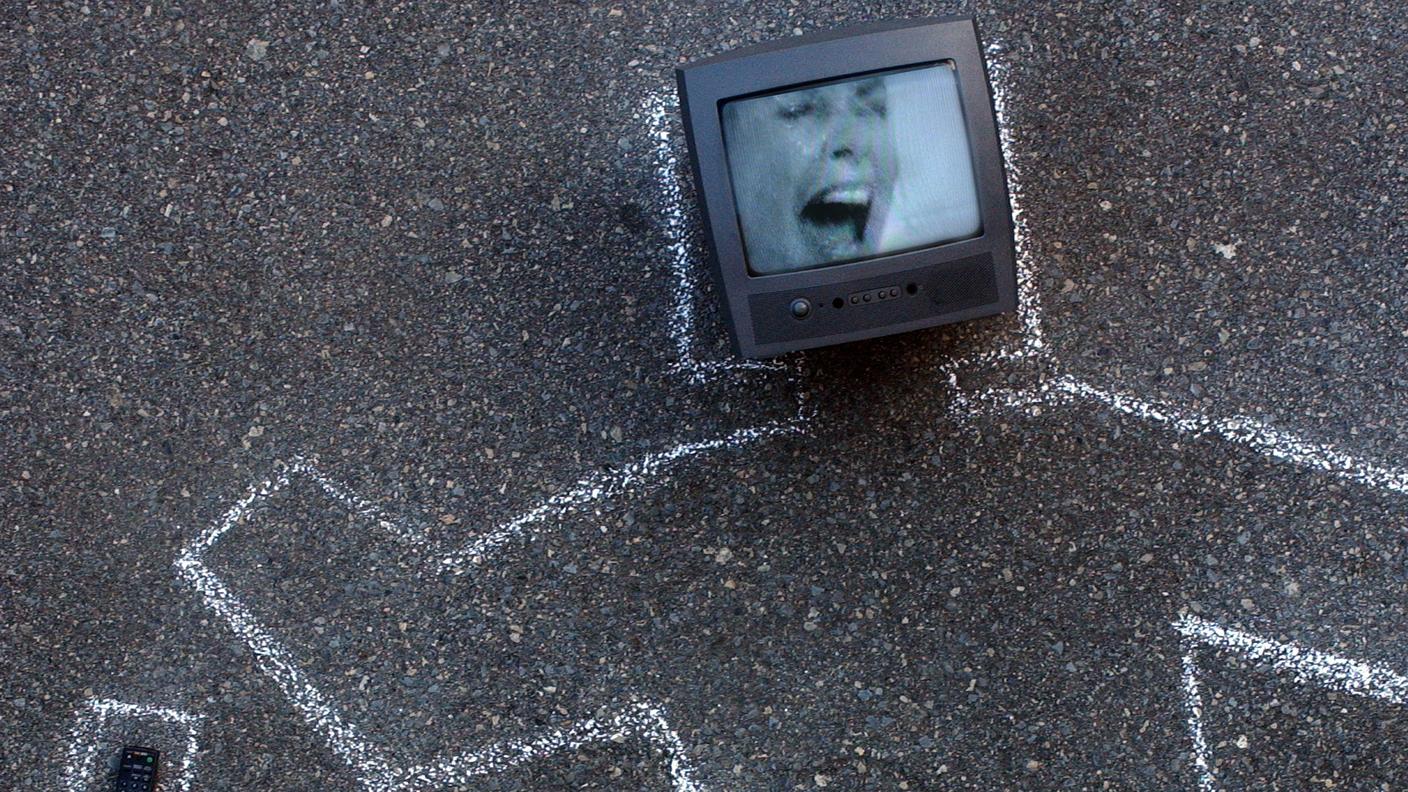 La vecchia tv con il tubo catodico si appresta ad andare in pensione