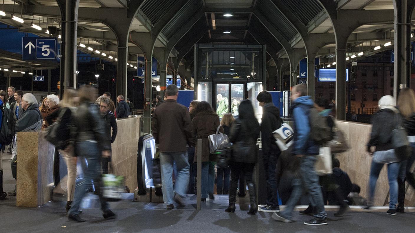 Pendolari che si recano al lavoro a Ginevra