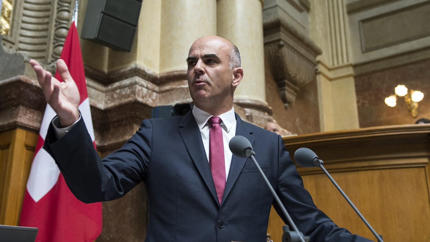 L'appassionata difesa del progetto governativo davanti alla Camera del popolo