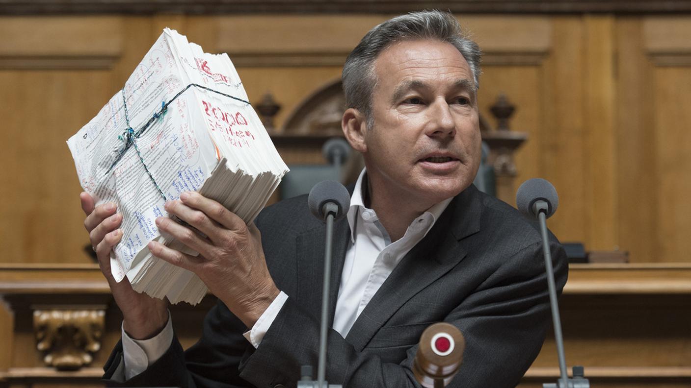 Il capogruppo UDC al Nazionale ha annunciato il referendum
