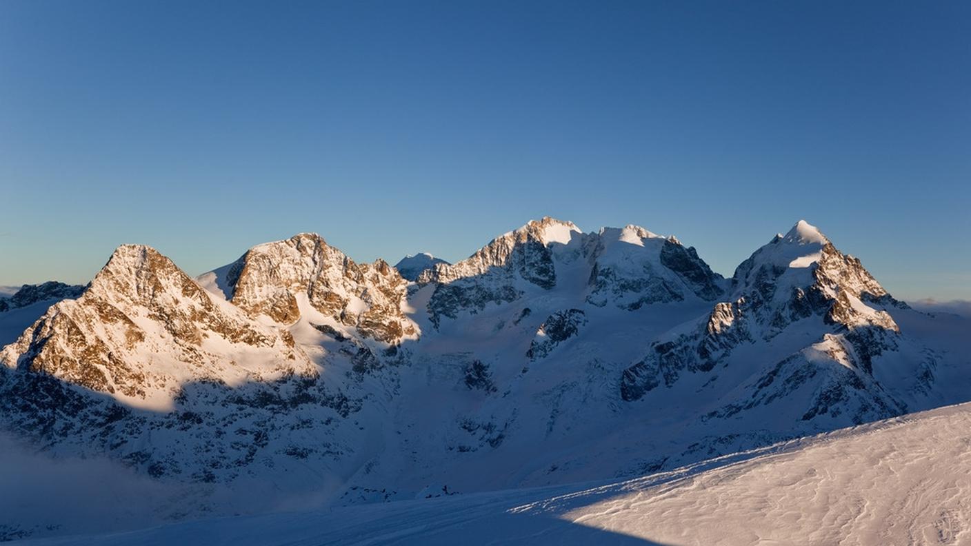 Il massiccio del Bernina che si innalza fino a 4'048 metri