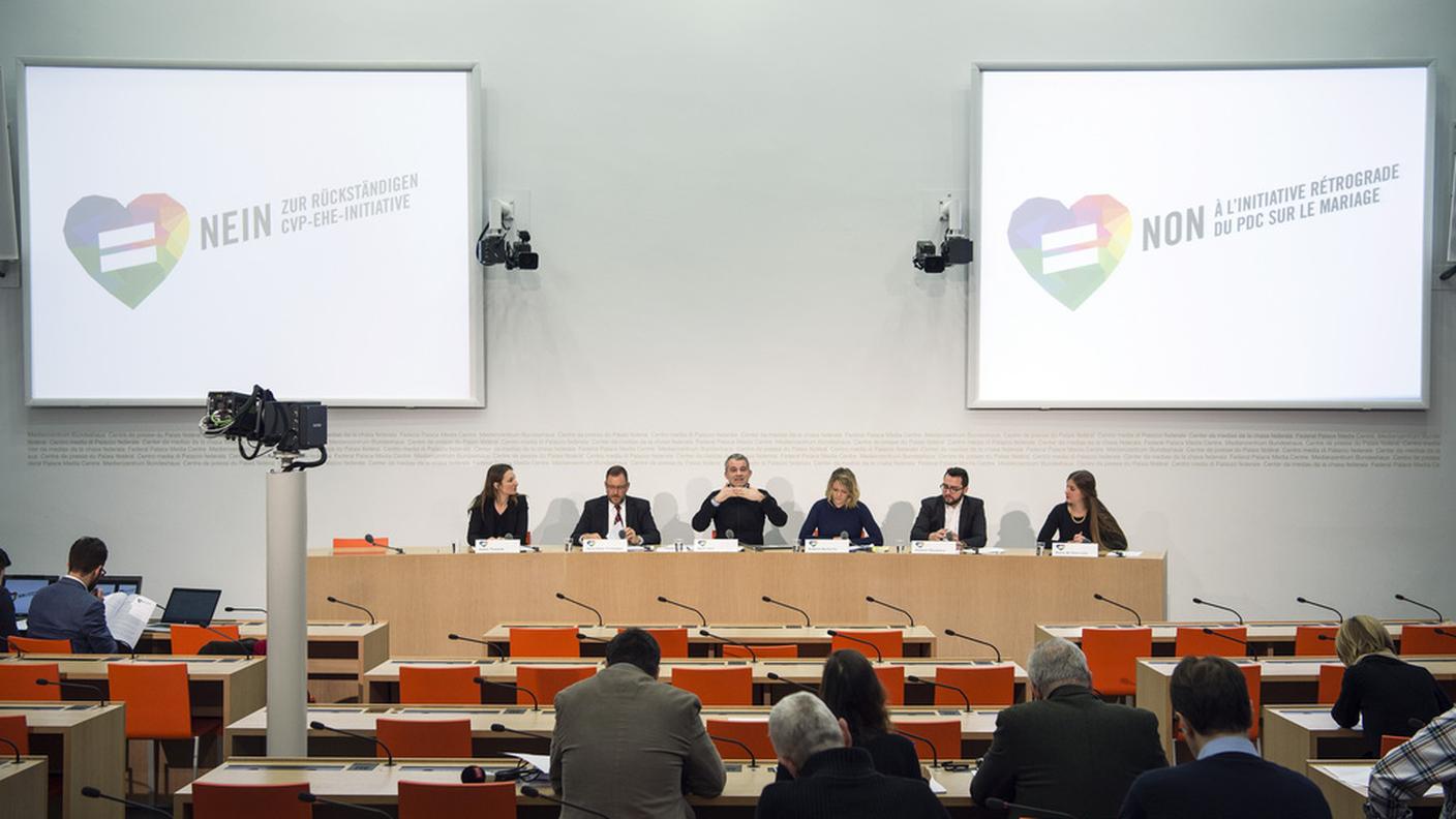 La conferenza stampa degli oppositori