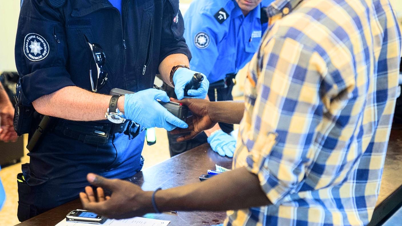 Gli effettivi sono stati rafforzati per far fronte a terrorismo e criminalità transfrontaliera