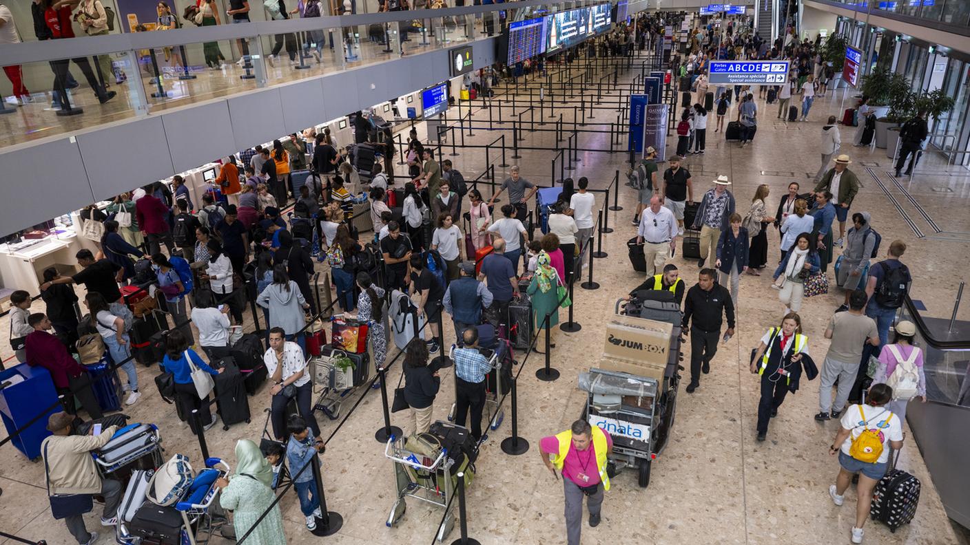 Grossi disagi per i passeggeri, oggi se ne attendevano 54'000