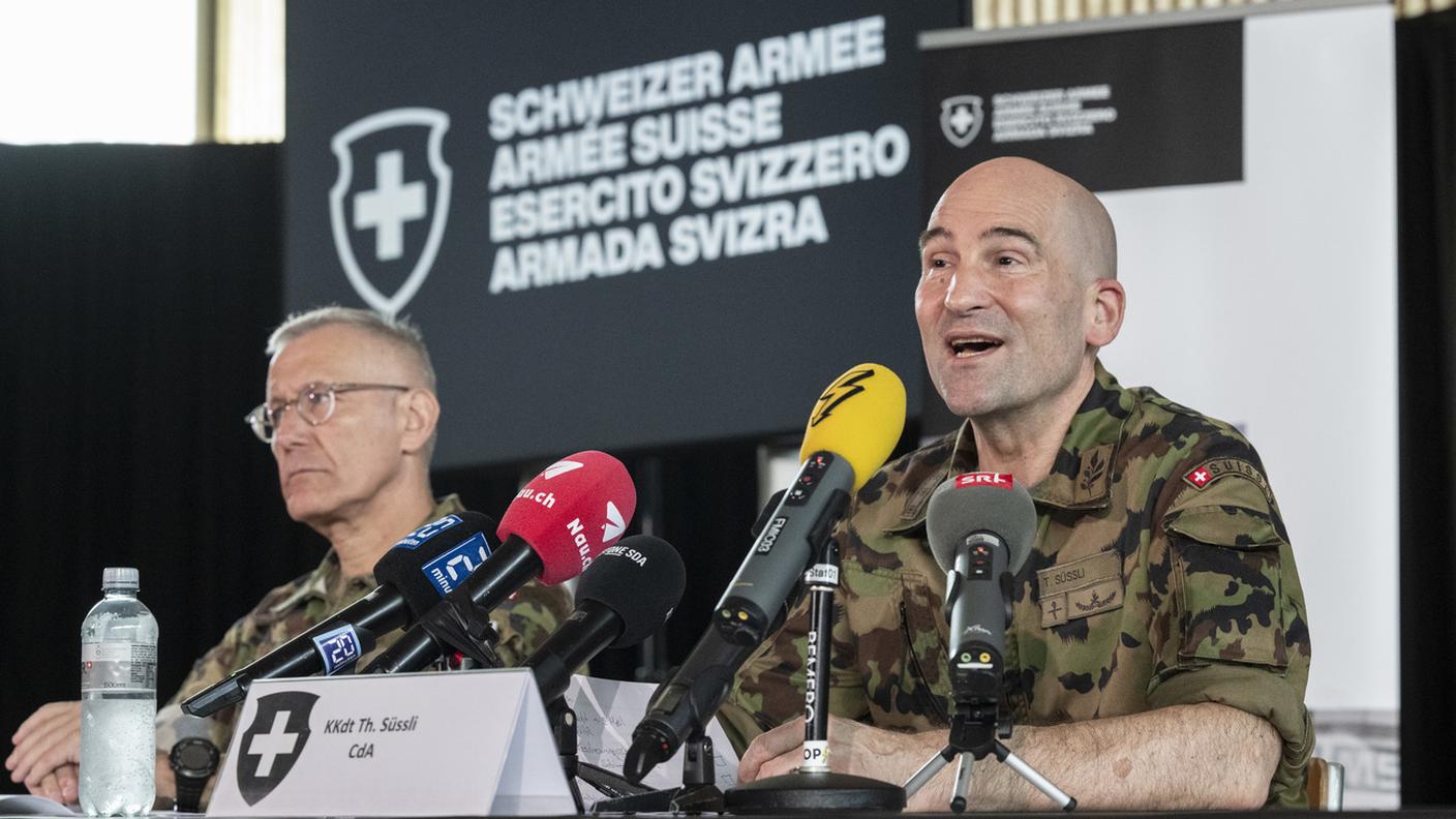 Il capo dell'Esercito Thomas Süssli, durante la conferenza stampa odierna a Kloten