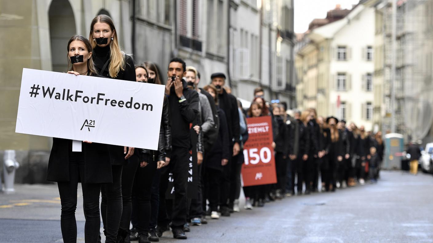 Una 'Walk For Freedom' nel 2016 a Berna. La marcia ha l'obiettivo di denunciare e combattere il fenomeno