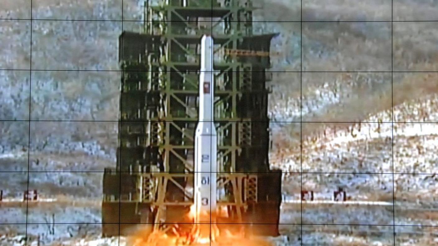 corea missile 12 12 12 ky.JPG